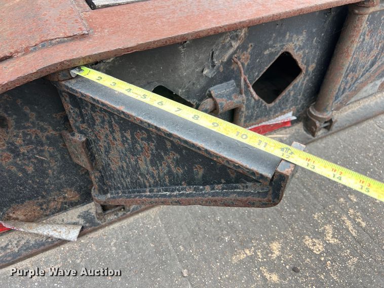 image for item EJ2940 1997 Fontaine TDDHRGT-5-4869AWK lowboy equipment trailer