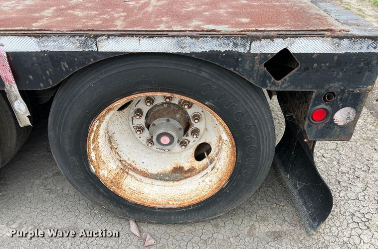 image for item EJ2940 1997 Fontaine TDDHRGT-5-4869AWK lowboy equipment trailer