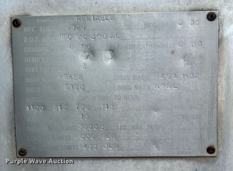 image for item EJ2944 2004 Freightliner  FL112 fuel truck