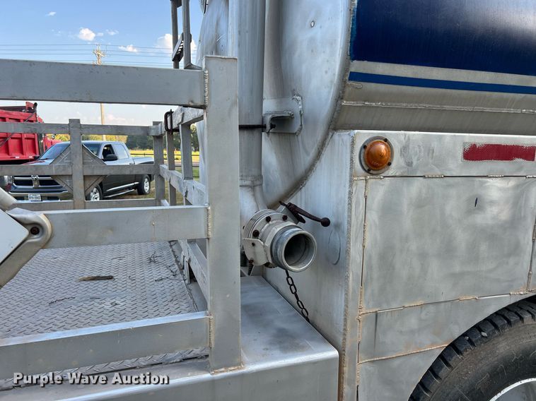 image for item EJ2944 2004 Freightliner  FL112 fuel truck