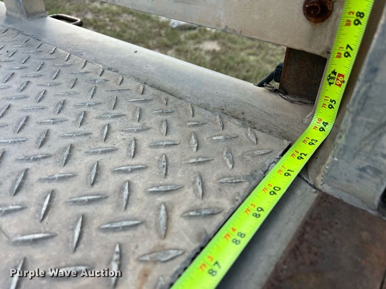 image for item EJ2944 2004 Freightliner  FL112 fuel truck