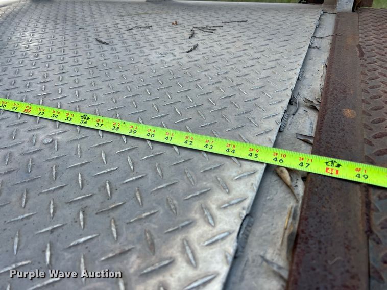 image for item EJ2944 2004 Freightliner  FL112 fuel truck