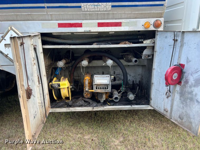 image for item EJ2944 2004 Freightliner  FL112 fuel truck