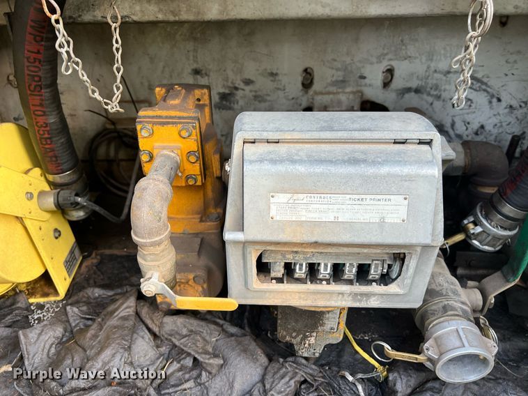 image for item EJ2944 2004 Freightliner  FL112 fuel truck