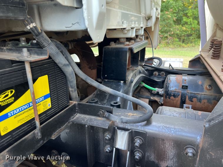 image for item EJ2944 2004 Freightliner  FL112 fuel truck