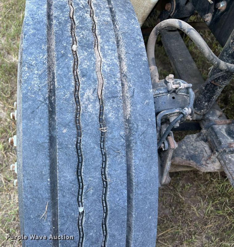 image for item EJ2944 2004 Freightliner  FL112 fuel truck