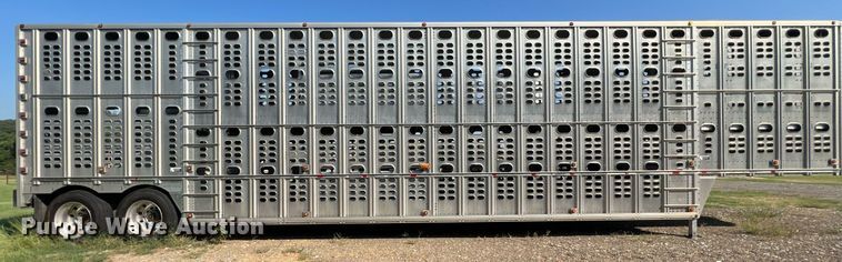 image for item EJ2945 2009 Wilson PSDCL-402 livestock trailer