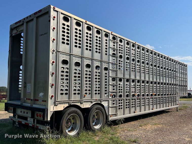 image for item EJ2945 2009 Wilson PSDCL-402 livestock trailer