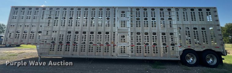 image for item EJ2945 2009 Wilson PSDCL-402 livestock trailer