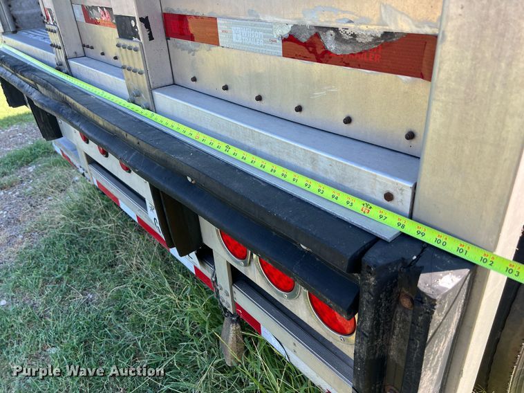 image for item EJ2945 2009 Wilson PSDCL-402 livestock trailer