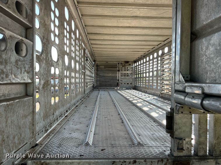 image for item EJ2945 2009 Wilson PSDCL-402 livestock trailer