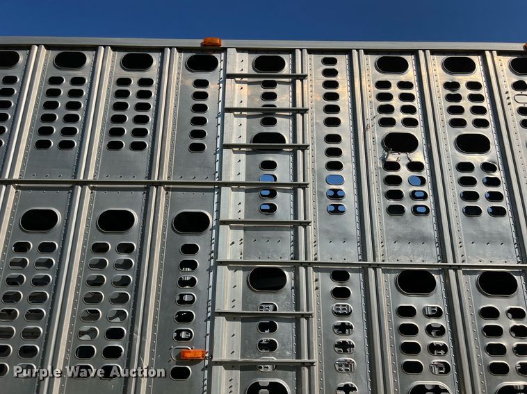 image for item EJ2946 2008 Wilson PSDCL-402 livestock trailer
