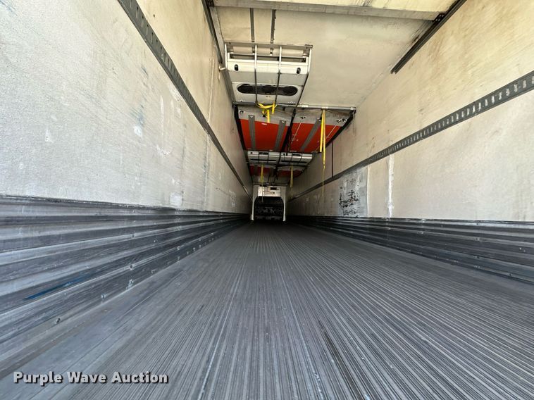 image for item EJ7221 2006 Great Dane refrigerated van trailer