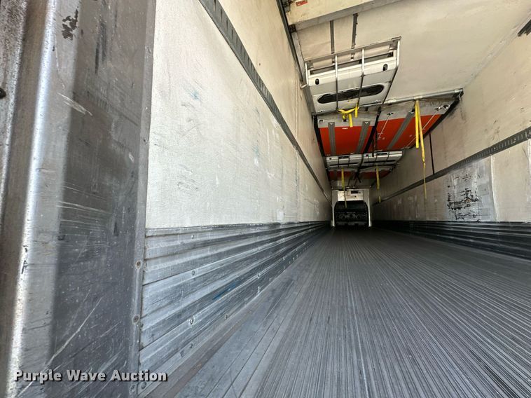 image for item EJ7221 2006 Great Dane refrigerated van trailer