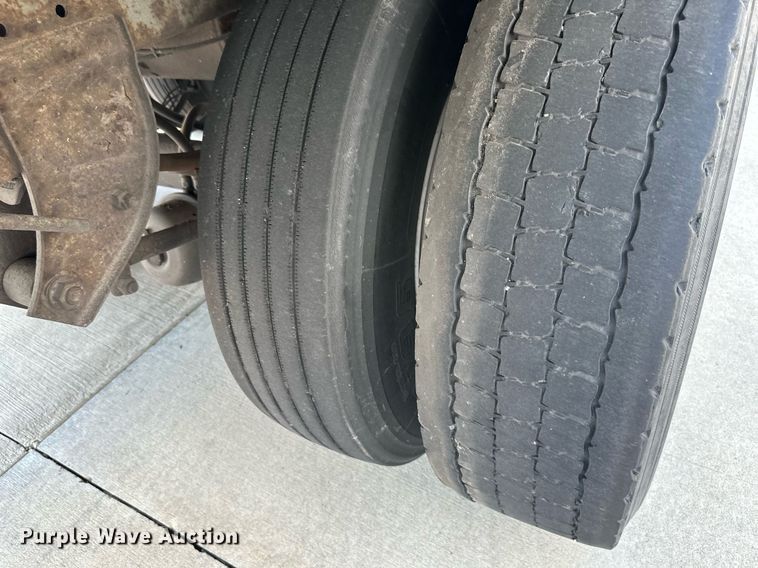 image for item EJ7221 2006 Great Dane refrigerated van trailer