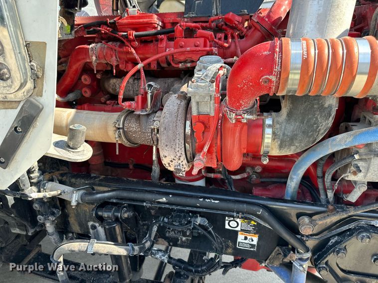 image for item EJ7223 2013 Kenworth  T800 semi truck