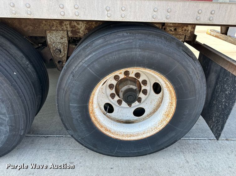 image for item EJ7224 1995 Trailmobile  01JA-1UAL dry van trailer