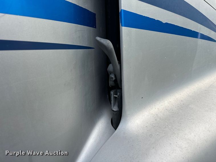 image for item EJ8932 1999 Freightliner  Century Class semi truck