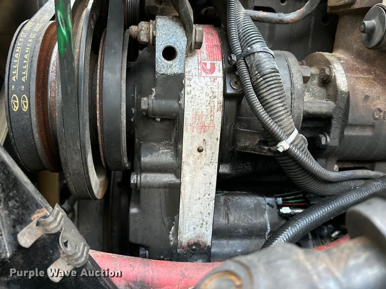 image for item EJ8932 1999 Freightliner  Century Class semi truck