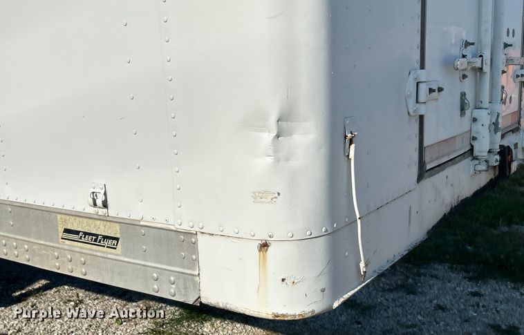 image for item EK3060 1999 Fruehuaf  dry van office trailer