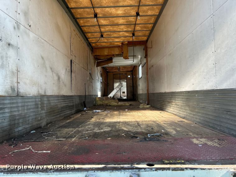 image for item EK3060 1999 Fruehuaf  dry van office trailer