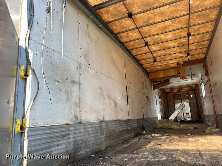 image for item EK3060 1999 Fruehuaf  dry van office trailer