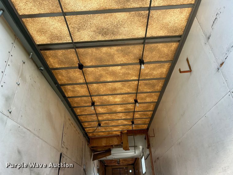 image for item EK3060 1999 Fruehuaf  dry van office trailer