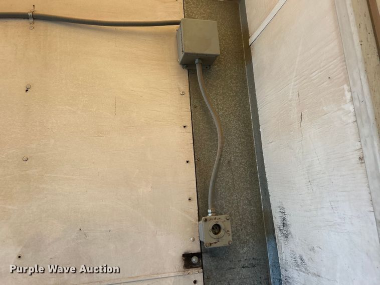 image for item EK3060 1999 Fruehuaf  dry van office trailer