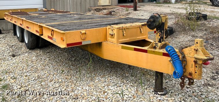 image for item EK3219 1977 Miller OT tilt deck equipment trailer