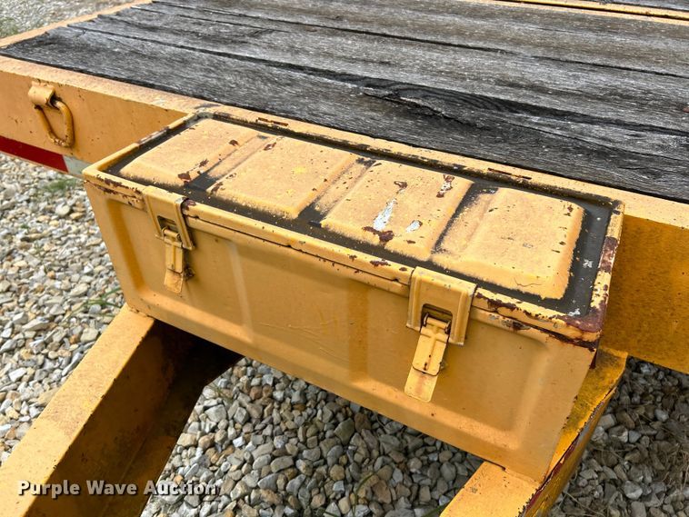 image for item EK3219 1977 Miller OT tilt deck equipment trailer