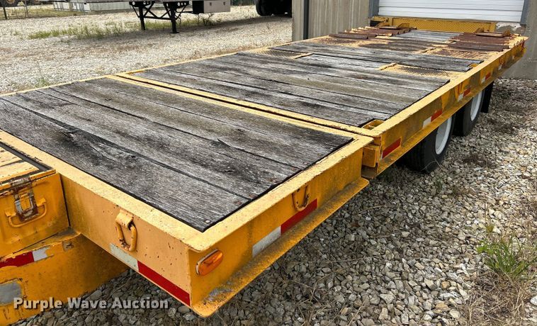 image for item EK3219 1977 Miller OT tilt deck equipment trailer