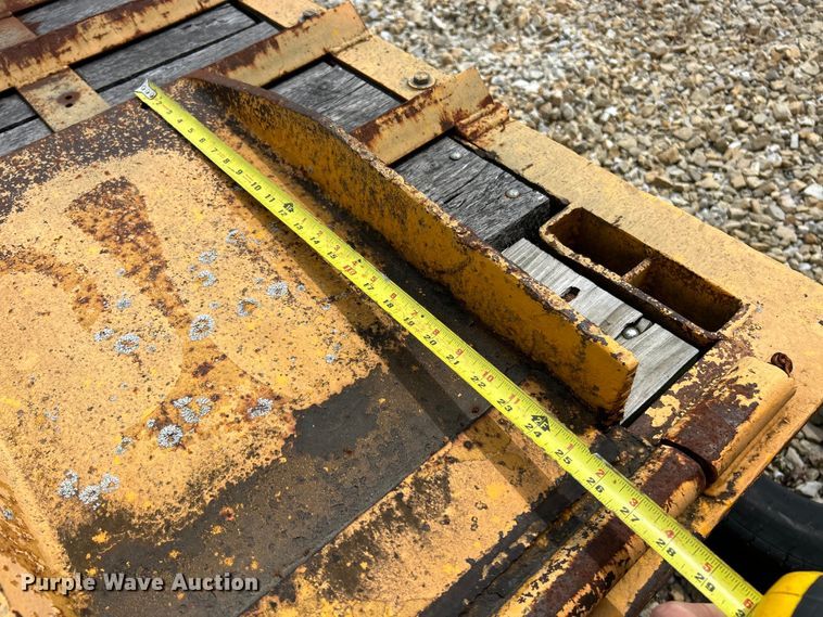 image for item EK3219 1977 Miller OT tilt deck equipment trailer