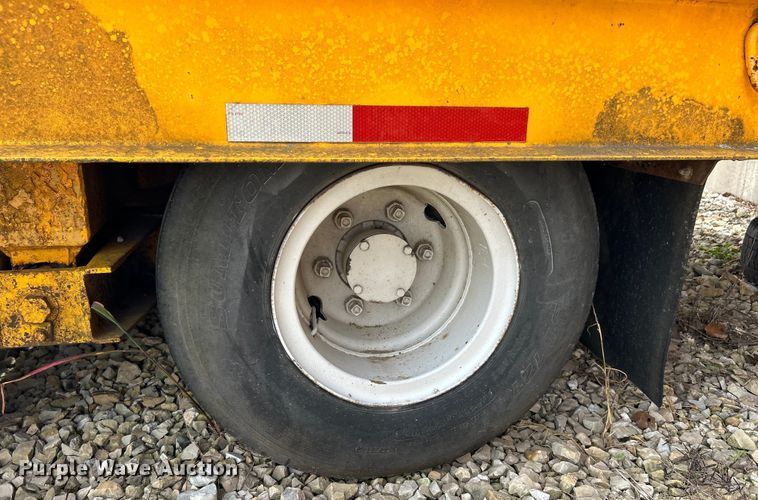 image for item EK3219 1977 Miller OT tilt deck equipment trailer