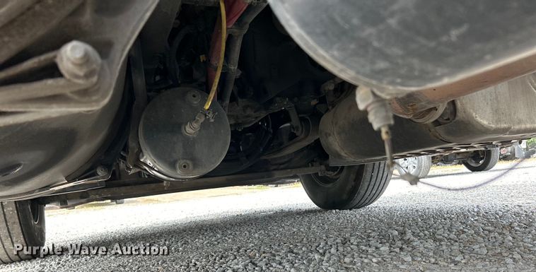 image for item EK3220 2016 Frieghtliner  Cascadia 132 semi truck