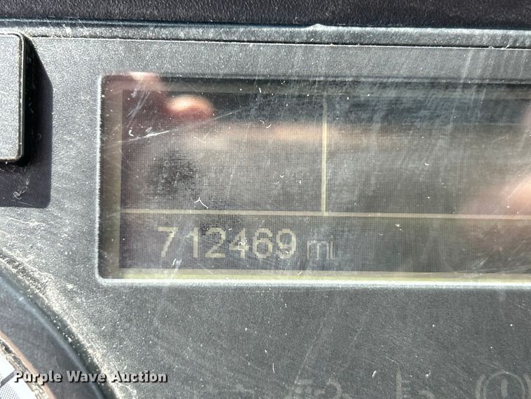 image for item EK3222 2017 Frieghtliner  Cascadia 113 semi truck