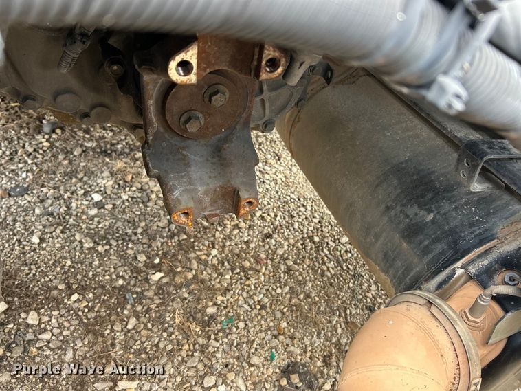 image for item EK3222 2017 Frieghtliner  Cascadia 113 semi truck