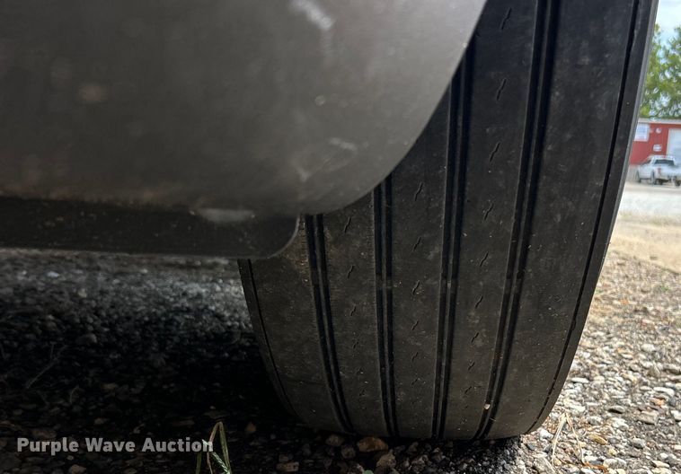 image for item EK3222 2017 Frieghtliner  Cascadia 113 semi truck