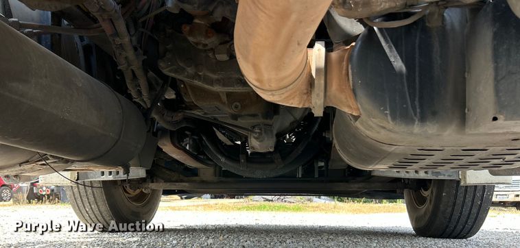 image for item EK3223 2017 Frieghtliner Cascadia 113 semi truck