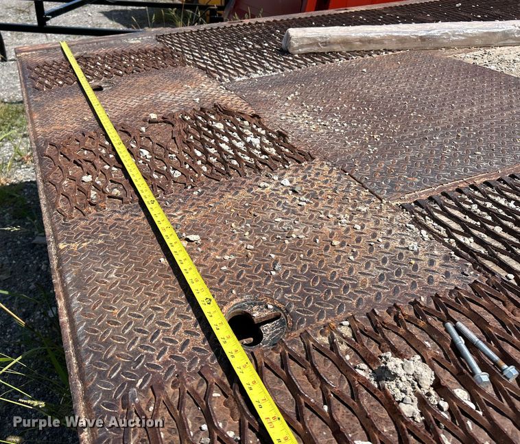 image for item EK3228 Jerr-Dan 815TRBLP-W rollback bed