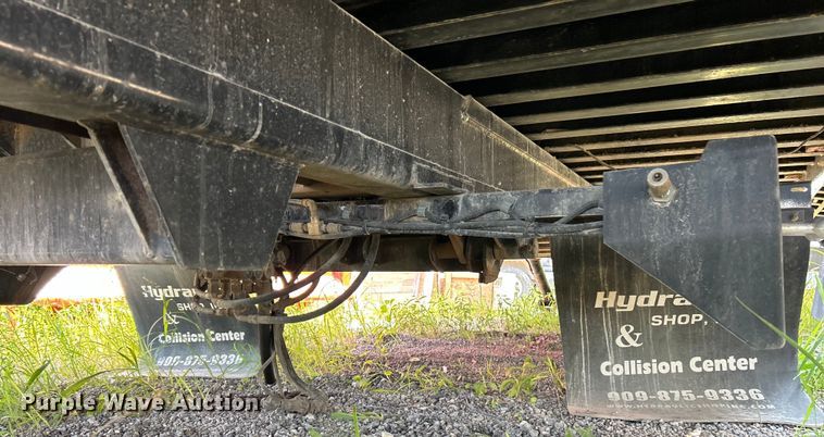 image for item EK3228 Jerr-Dan 815TRBLP-W rollback bed