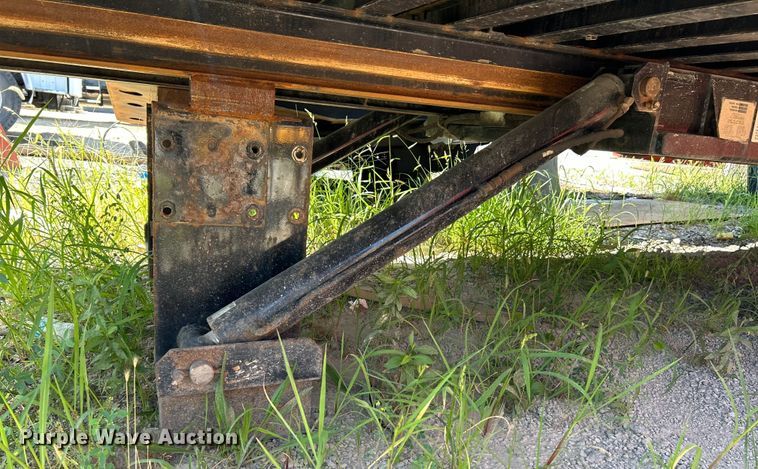 image for item EK3228 Jerr-Dan 815TRBLP-W rollback bed