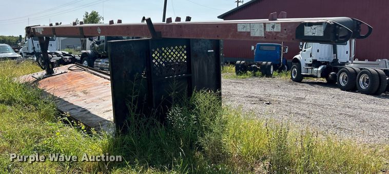 image for item EK3229 Cleasby shingle conveyor bed