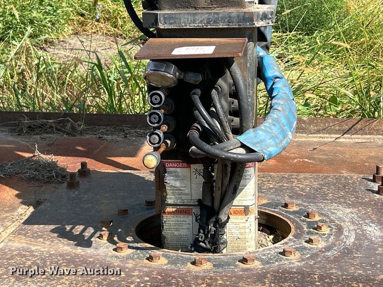 image for item EK3229 Cleasby shingle conveyor bed