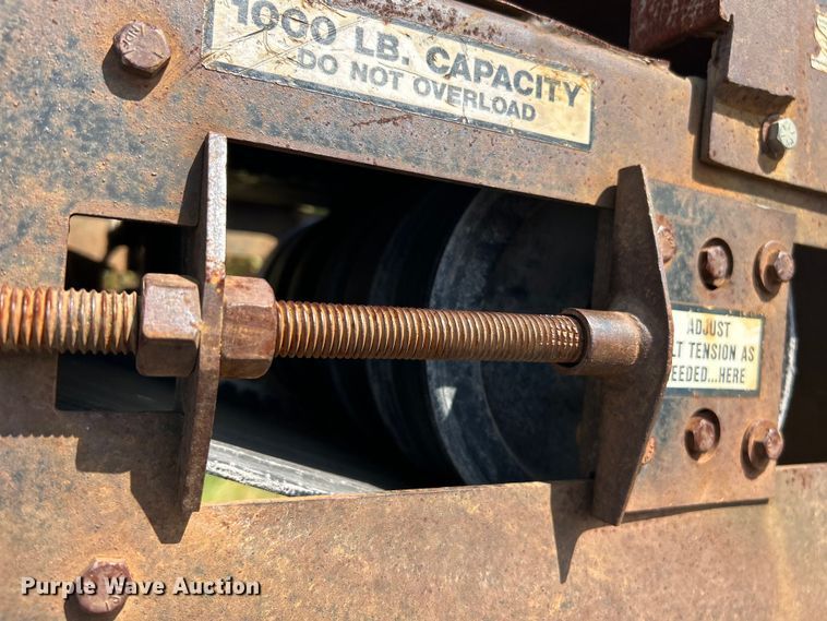 image for item EK3229 Cleasby shingle conveyor bed