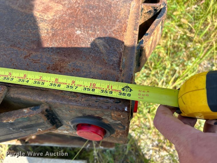 image for item EK3229 Cleasby shingle conveyor bed