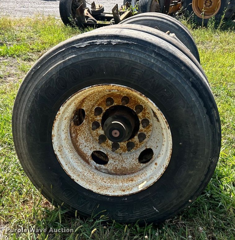 image for item EK3233 Axle