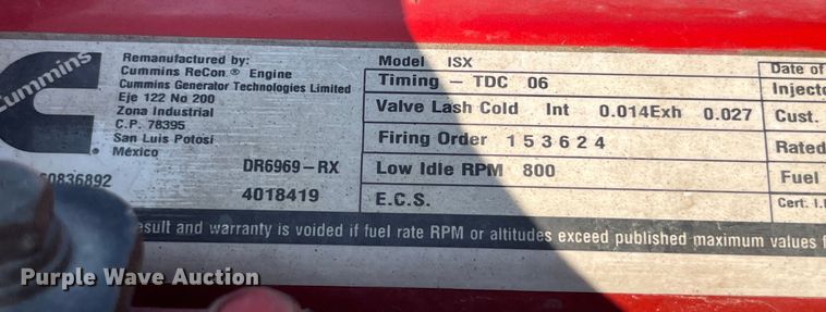 image for item EK8937 2013 Peterbilt  579 semi truck