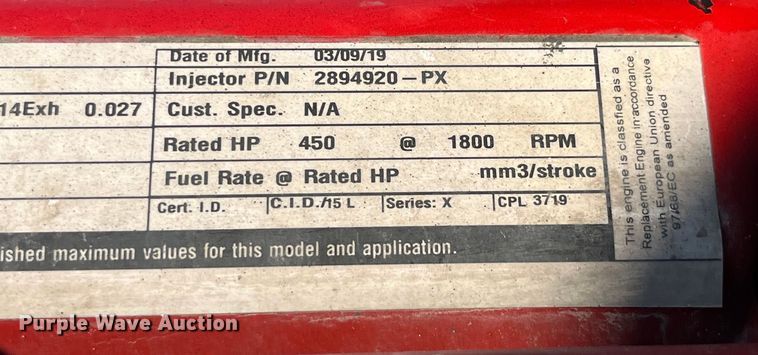 image for item EK8937 2013 Peterbilt  579 semi truck