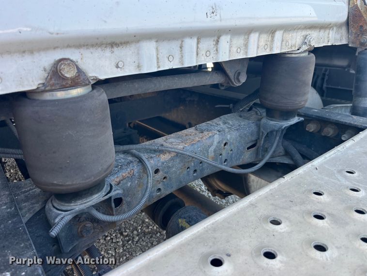 image for item EK8969 2014 Freightliner  Cascadia semi truck