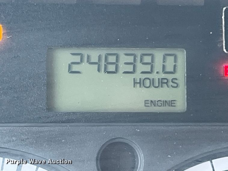 image for item EK8969 2014 Freightliner  Cascadia semi truck